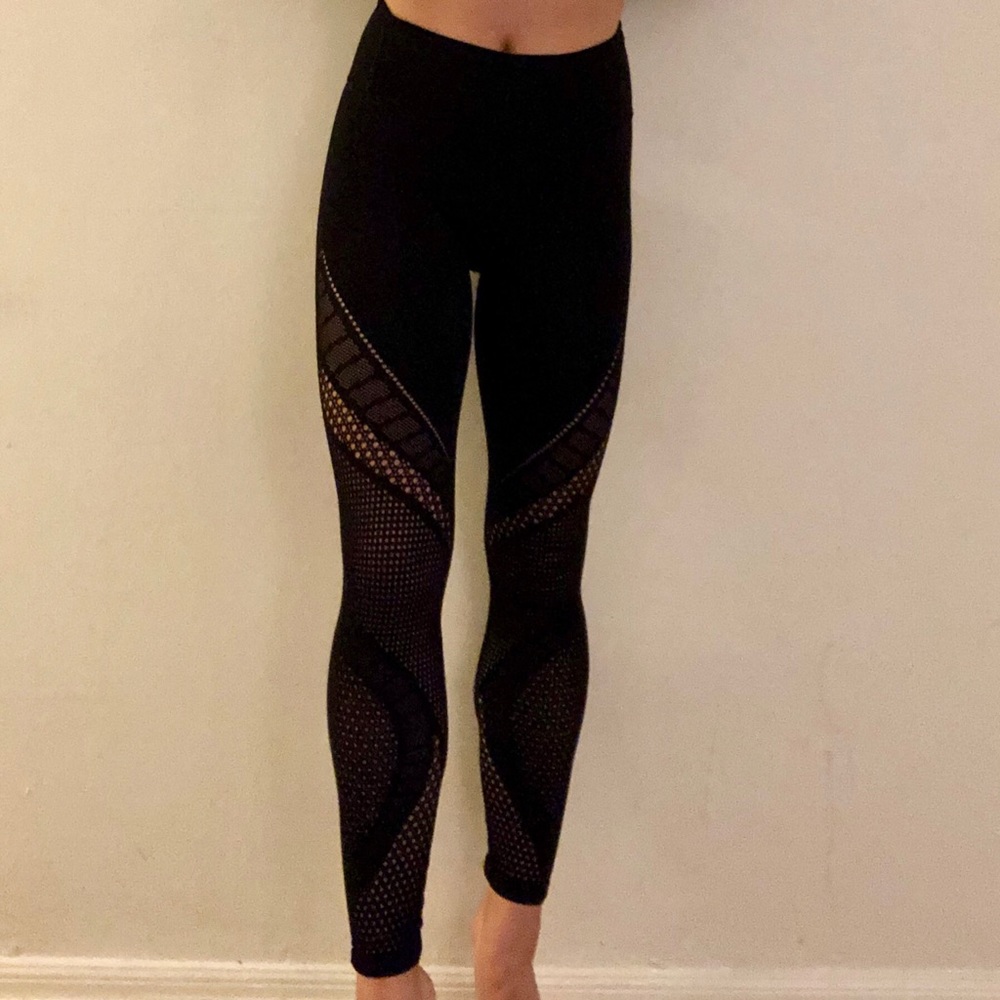 Lululemon Reveal Leggings